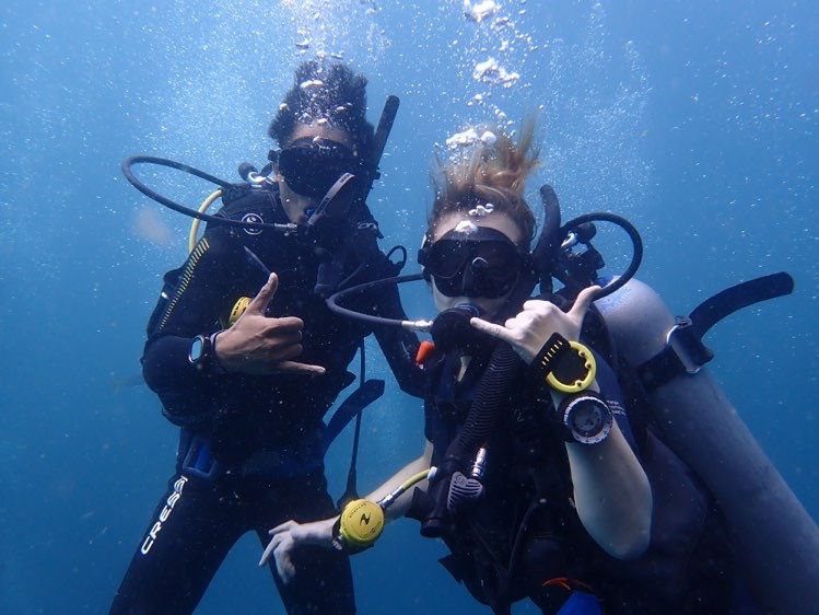 padi scuba diver