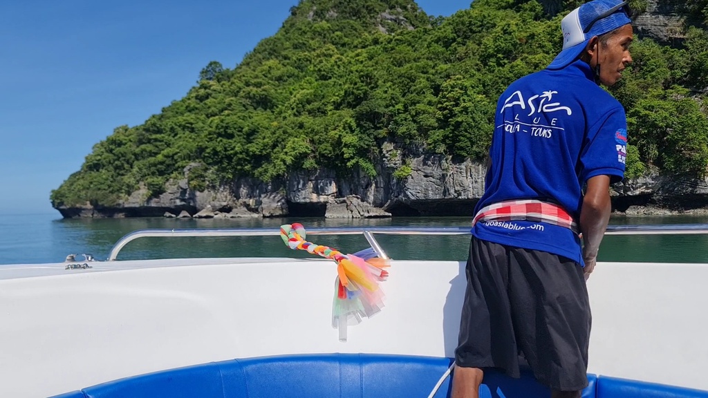 Angthong Marine Park Tour